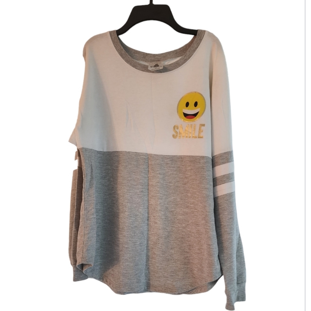 Preowned Terry Leigh Sweatshirt. - Picture 1 of 5